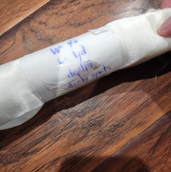 cream satin fabric - Picture 3 of 3